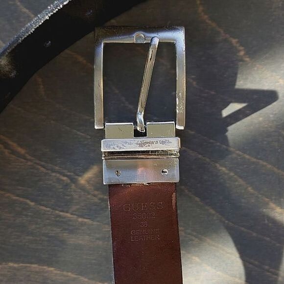 Vtg Guess reversible black/mahogany leather square buckle belt - Picture 4 of 11